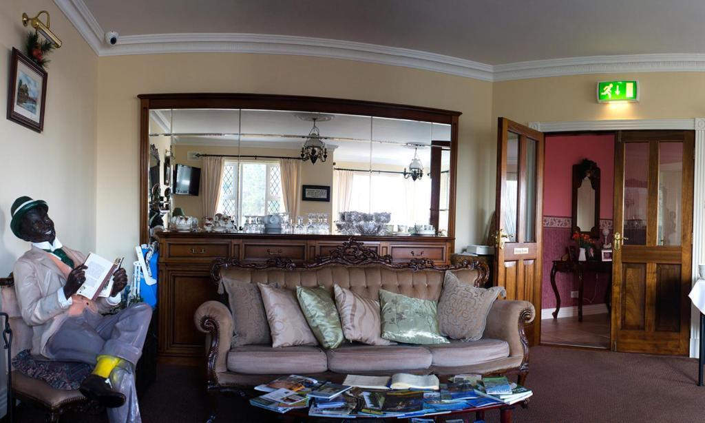 Grove House Bed & Breakfast คาร์ลิงฟอร์ด ภายนอก รูปภาพ