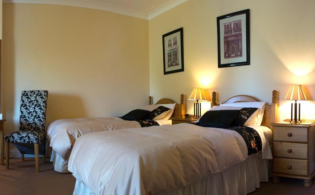 Grove House Bed & Breakfast คาร์ลิงฟอร์ด ห้อง รูปภาพ