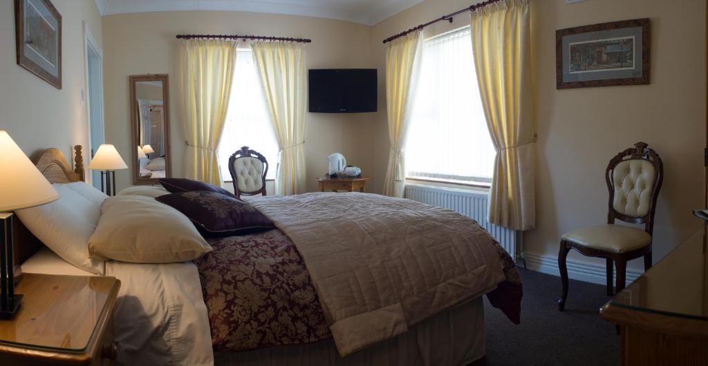 Grove House Bed & Breakfast คาร์ลิงฟอร์ด ห้อง รูปภาพ
