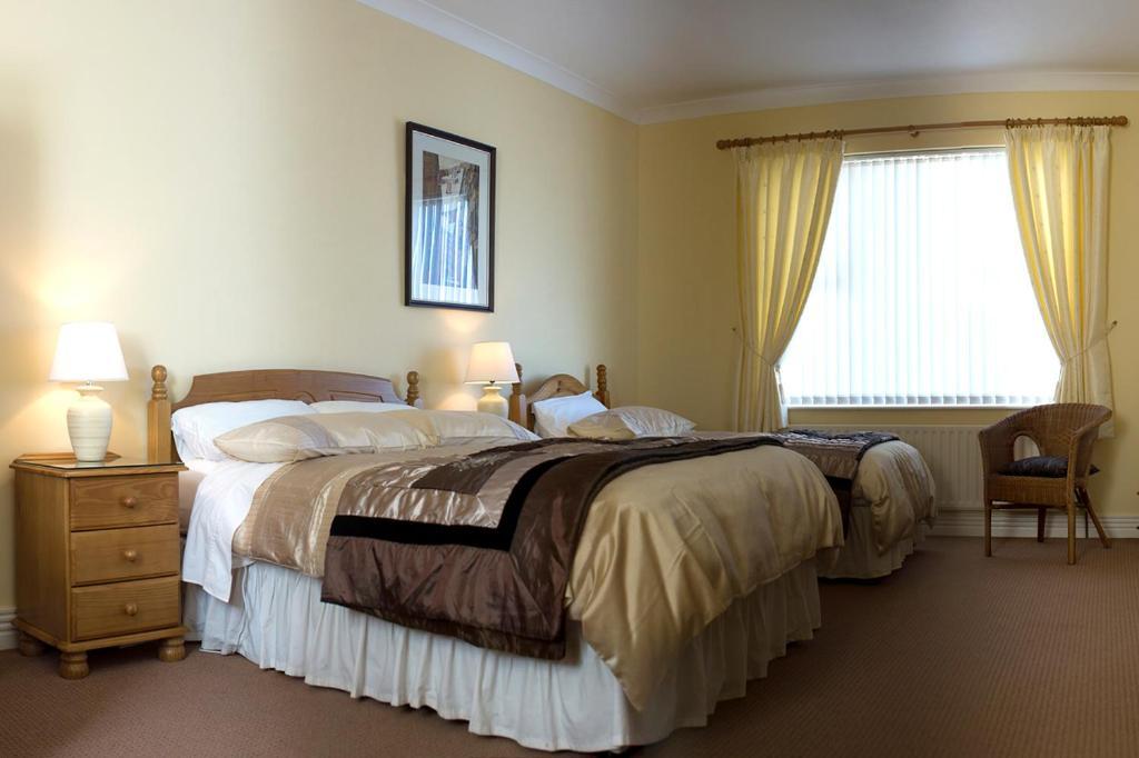 Grove House Bed & Breakfast คาร์ลิงฟอร์ด ห้อง รูปภาพ