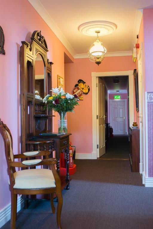 Grove House Bed & Breakfast คาร์ลิงฟอร์ด ภายนอก รูปภาพ